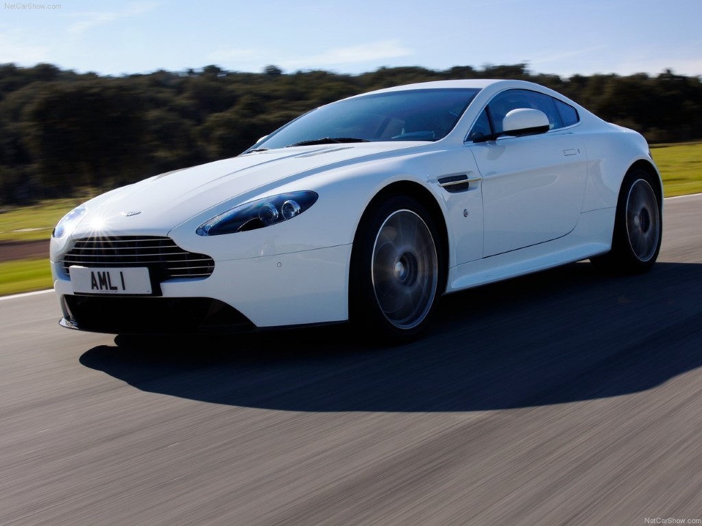 Aston Martin Vantage 4.7 S V8 (Automático)